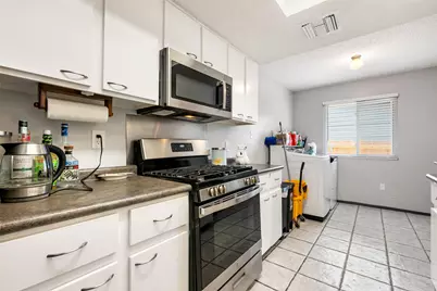 7805 Wakefield Drive, Austin, TX 78749 - Photo 13