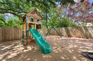 7805 Wakefield Dr, Austin, TX 78749 - Photo 33