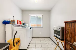 7805 Wakefield Dr, Austin, TX 78749 - Photo 13