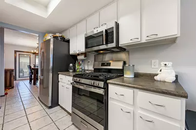 7805 Wakefield Drive, Austin, TX 78749 - Photo 15