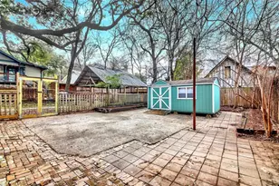 809 E Riverside Dr, Austin, TX 78704 - Photo 17