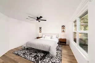 13208 Vendrell Dr, Austin, TX 78729 - Photo 13