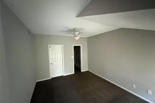 2529 Rio Grande St, Austin, TX 78705 - Photo 7