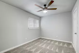 2414 Burleson Ct, Austin, TX 78741 - Photo 17