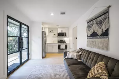 2001 Wychwood Drive, Austin, TX 78746 - Photo 27