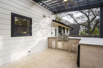 2001 Wychwood Drive, Austin, TX 78746 - Photo 13