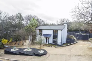 2001 Wychwood Dr, Austin, TX 78746 - Photo 29