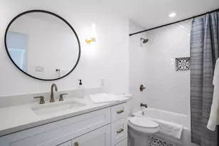 2001 Wychwood Dr, Austin, TX 78746 - Photo 25