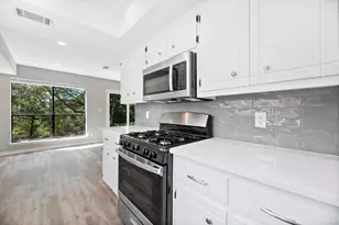 1930 Holly Hill Dr, Austin, TX 78746 - Photo 7