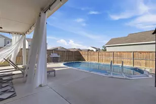 101 Magnum Force Dr, Jarrell, TX 76537 - Photo 31