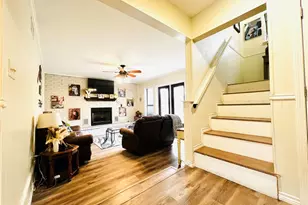 1904 N Hoover Ave, Cameron, TX 76520 - Photo 3