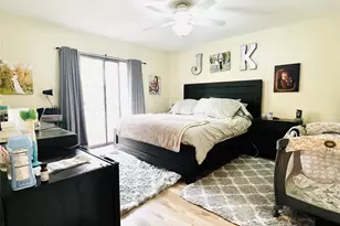 1904 N Hoover Ave, Cameron, TX 76520 - Photo 13