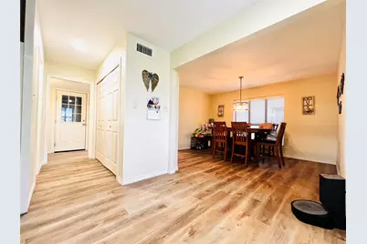 1904 N Hoover Avenue, Cameron, TX 76520 - Photo 9