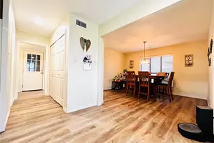 1904 N Hoover Ave, Cameron, TX 76520 - Photo 9