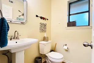 1904 N Hoover Ave, Cameron, TX 76520 - Photo 11