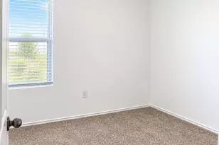 13606 Gunnison Grv Ave, Mustang Ridge, TX 78610 - Photo 9