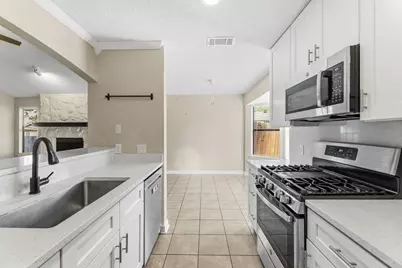 2401 Lasso Drive, Round Rock, TX 78681 - Photo 17