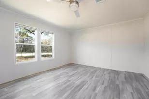 119 Milam Ln, Bastrop, TX 78602 - Photo 17