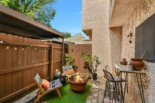 3601 Las Colinas Dr, Austin, TX 78731 - Photo 11