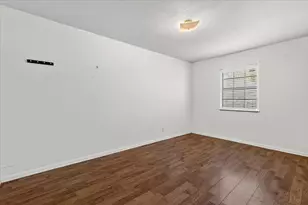 2507 Manor Cir, Austin, TX 78723 - Photo 11