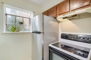 6903 Deatonhill Dr, Austin, TX 78745 - Photo 7