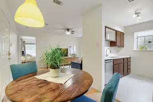 6903 Deatonhill Dr, Austin, TX 78745 - Photo 5