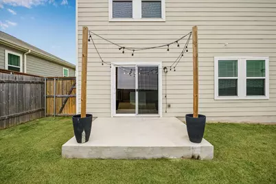 208 Night Riders Way, Jarrell, TX 76537 - Photo 29