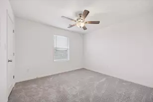 208 Night Riders Wy, Jarrell, TX 76537 - Photo 23