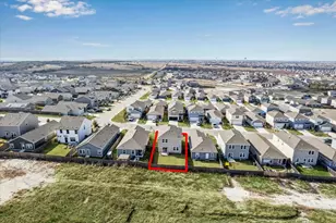 208 Night Riders Wy, Jarrell, TX 76537 - Photo 31