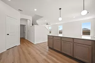 475 Ebbsfleet Dr, Uhland, TX 78640 - Photo 11