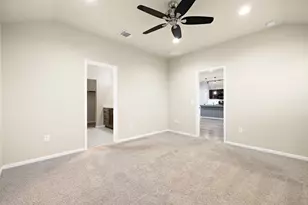 221 Camellia Dr, Hutto, TX 78634 - Photo 13