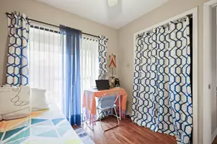 806 W 24th St, Austin, TX 78705 - Photo 7