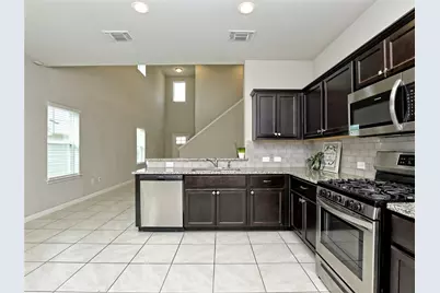 6917 Ranchito Drive, Austin, TX 78744 - Photo 7