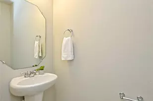 6917 Ranchito Dr, Austin, TX 78744 - Photo 23