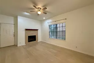 203 E 31st St, Austin, TX 78705 - Photo 5