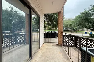 203 E 31st St, Austin, TX 78705 - Photo 21