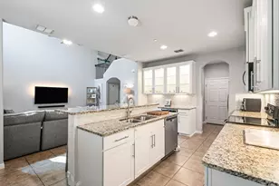 12902 Leatherback Ln, Austin, TX 78729 - Photo 13
