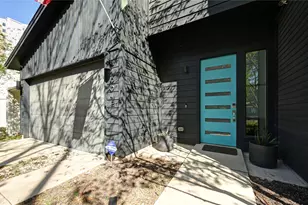 904 Catalpa St, Austin, TX 78702 - Photo 3