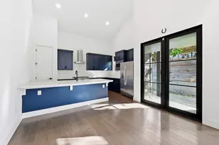 904 Catalpa St, Austin, TX 78702 - Photo 11