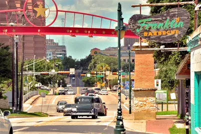 904 Catalpa Street #B, Austin, TX 78702 - Photo 37