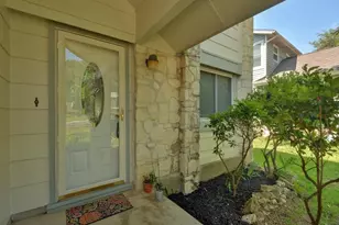 8421 Spring Valley Dr, Austin, TX 78736 - Photo 3