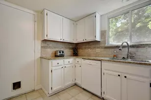 8421 Spring Valley Dr, Austin, TX 78736 - Photo 7