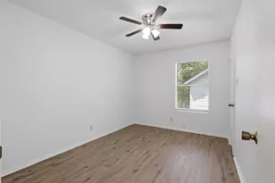 6105 Conti Ct, Austin, TX 78744 - Photo 19