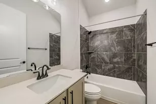 139 Grand Cyn Wy, Kyle, TX 78640 - Photo 23