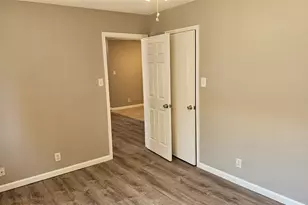 1903 1/2 Margalene Way, Austin, TX 78728 - Photo 13