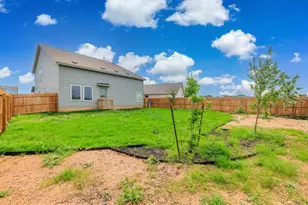 116 Bens Blf, Fredericksburg, TX 78624 - Photo 3