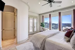 8546 Adirondack Trail, Austin, TX 78759 - Photo 3