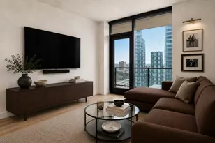 610 Davis St, Austin, TX 78701 - Photo 1