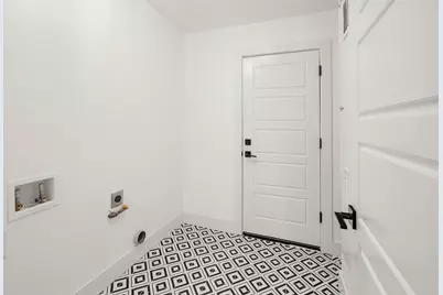 7609 Crystalbrook Drive W, Austin, TX 78724 - Photo 17