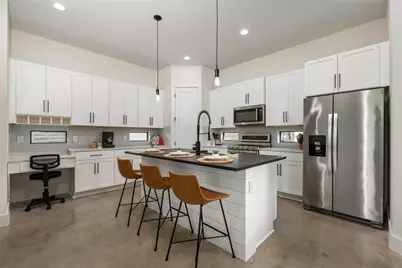 1615 Holly Street #1, Austin, TX 78702 - Photo 15
